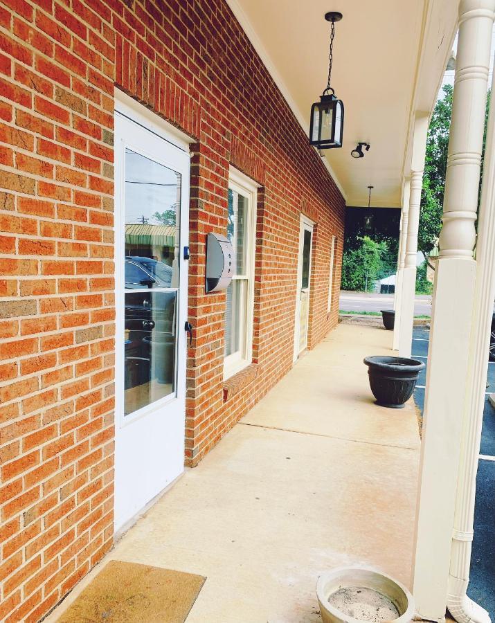 Uptown Area, Cozy King Suite, Quiet And Private, Free Parking, Walk To Restaurants Charlotte Exterior foto